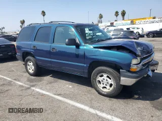 2006 Chevrolet Tahoe LS with VIN 1GNEC13V06R119186, listed as a Copart auction lot 71493914 with 186,235 mi miles and Salvage Title. Bid and sale history available at carsss.com. Image 4.