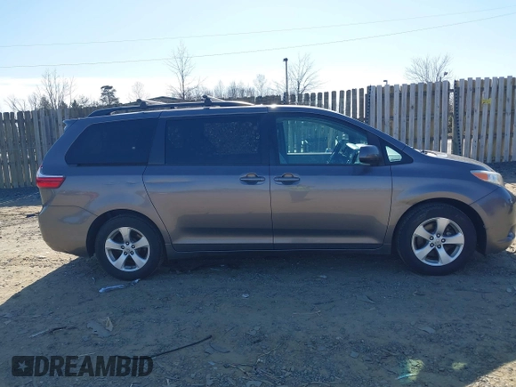 2016 Toyota Sienna LE AAS with VIN 5TDKK3DC3GS765784, listed as a IAAI auction lot 41759100 with 119,218 mi miles. Bid and sale history available at carsss.com. Image 13.