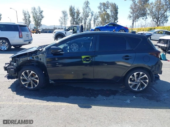2018 Toyota Corolla iM with VIN JTNKARJE3JJ559330, listed as a IAAI auction lot 41817975 with NaN miles. Bid and sale history available at carsss.com. Image 15.