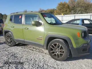 2016 Jeep Renegade Latitude with VIN ZACCJABW7GPC82868, listed as a Copart auction lot 75695084 with 109,790 mi miles and Salvage Title. Bid and sale history available at DreamBid. Image 4.