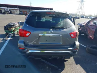 2017 Nissan Pathfinder Platinum with VIN 5N1DR2MN3HC658846, listed as a IAAI auction lot 41867832 with 108,764 mi miles. Bid and sale history available at carsss.com. Image 16.