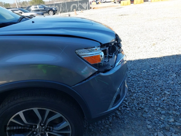 2019 Mitsubishi Outlander Sport SE 2.0 with VIN JA4AP4AU6KU024429, listed as a IAAI auction lot 41665570 with 117,172 mi miles. Bid and sale history available at carsss.com. Image 17.