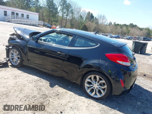 2013 Hyundai Veloster w/Gray Int with VIN KMHTC6AD9DU137473, listed as a IAAI auction lot 41846203 with 67,781 mi miles. Bid and sale history available at carsss.com. Image 3.
