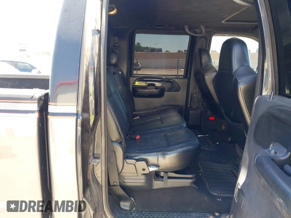 2004 Ford F-250 XL с VIN 1FTNW21P94EC77427, выставлен на аукционе IAAI как лот 42240201 с пробегом Не указан миль и . История ставок и продаж доступна на DreamBid. Изображение 8.