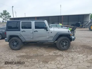 2017 Jeep Wrangler Unlimited Sport с VIN 1C4BJWDG5HL631286, выставлен на аукционе IAAI как лот 42176849 с пробегом 41 142 миль миль и . История ставок и продаж доступна на DreamBid. Изображение 13.