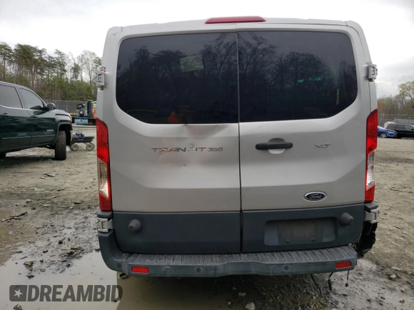 2015 Ford Transit XL z VIN 1FBZX2ZM4FKB05310, wystawiony jako Copart lot #50868425 z przebiegiem 213 960 mil mil oraz Szkody całkowita. Historia ofert i sprzedaży dostępna na DreamBid. Obrazek 6.