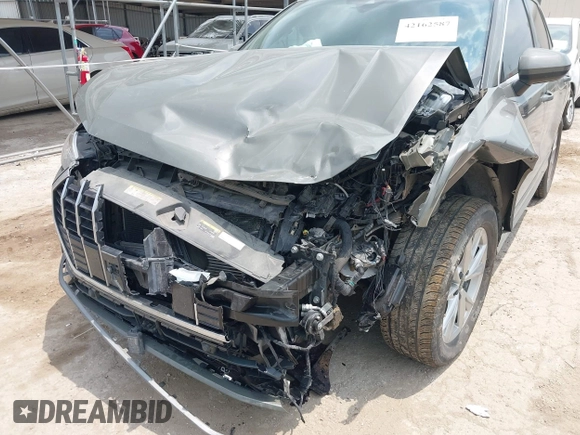 2021 Audi Q3 S line Premium z VIN WA1DECF33M1040282, wystawiony jako IAAI lot #42162587 z przebiegiem 90 509 mil mil oraz . Historia ofert i sprzedaży dostępna na DreamBid. Obrazek 6.