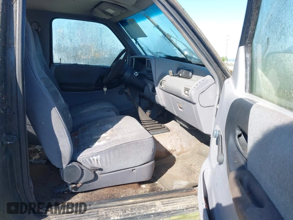 1994 Ford Ranger Splash with VIN 1FTCR15X5RPB38023, listed as a IAAI auction lot 42071158 with 239,152 mi miles. Bid and sale history available at carsss.com. Image 5.