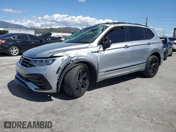 2024 Volkswagen Tiguan SE R-Line Black with VIN 3VVCB7AX1RM027893, listed as a Copart auction lot 51351375 with 25,296 mi miles and Salvage title. Bid and sale history available at DreamBid. Image 1.
