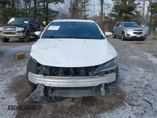 2016 Chrysler 200 S with VIN 1C3CCCBG7GN151807, listed as a IAAI auction lot 40998019 with 90,455 mi miles. Bid and sale history available at carsss.com. Image 13.