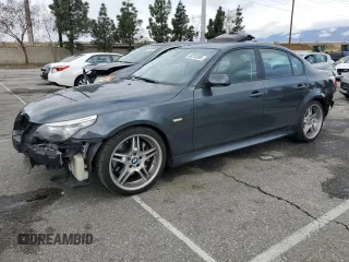 2008 BMW 5 Series 550i with VIN WBANW53568CT54587, listed as a Copart auction lot 48753895 with 334,360 mi miles and Salvage Title. Bid and sale history available at carsss.com. Image 1.
