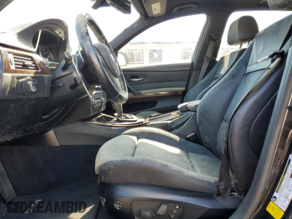 2011 BMW 3 Series 328i with VIN WBAUT9C55BA191963, listed as a Copart auction lot 50912865 with 93,538 mi miles and Clean title. Bid and sale history available at DreamBid. Image 7.