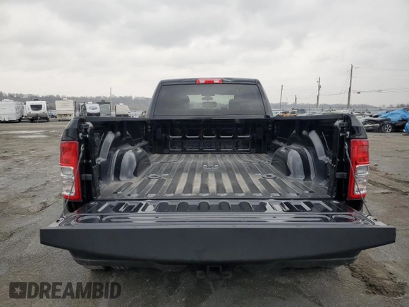 2022 Ram 3500 Tradesman with VIN 3C7WRSCL8NG178407, listed as a Copart auction lot 81788294 with 143,062 mi miles and Clean Title. Bid and sale history available at carsss.com. Image 6.