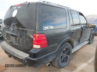 2005 Ford Expedition Limited with VIN 1FMFU20585LA31715, listed as a IAAI auction lot 41626999 with 1 mi miles. Bid and sale history available at carsss.com. Image 4.