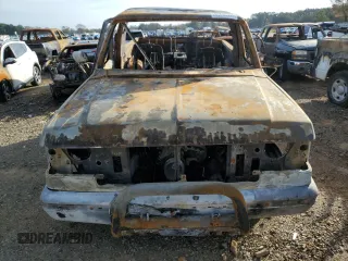 1991 Ford Bronco XL with VIN 1FMEU15N7MLA62791, listed as a Copart auction lot 82100384 with 0 mi miles and Non Repairable. Bid and sale history available at carsss.com. Image 5.