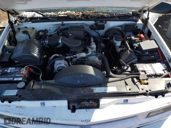 1998 Chevrolet Tahoe z VIN 3GNEK18R6WG128702, wystawiony jako Copart lot #49961445 z przebiegiem 154 187 mil mil oraz Czysty tytuł • Clean title. Historia ofert i sprzedaży dostępna na DreamBid. Obrazek 11.