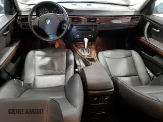 2008 BMW 3 Series 328xi z VIN WBAVC93578K037861, wystawiony jako Copart lot #58364495 z przebiegiem 147 497 mil mil oraz Nie do naprawy • Non repairable. Historia ofert i sprzedaży dostępna na DreamBid. Obrazek 8.