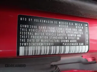 2019 Volkswagen Beetle S с VIN 3VWFD7AT0KM720833, выставлен на аукционе IAAI как лот 40231743 с пробегом 38 227 миль миль и . История ставок и продаж доступна на DreamBid. Изображение 9.