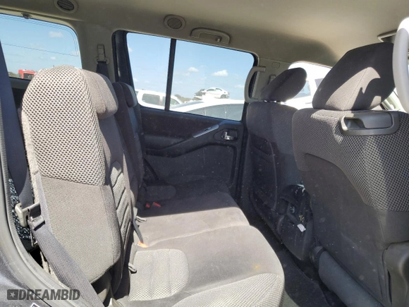 2011 Nissan Pathfinder Silver with VIN 5N1AR1NBXBC615324, listed as a Copart auction lot 76105034 with 135,212 mi miles and Non Repairable. Bid and sale history available at carsss.com. Image 11.