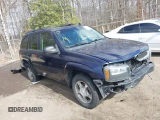 2007 Chevrolet TrailBlazer LS with VIN 1GNDT13SX72223972, listed as a IAAI auction lot 41609686 with 165,523 mi miles. Bid and sale history available at carsss.com. Image 1.