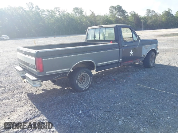 1993 Ford F-150 z VIN 1FTDF15H8PLA49895, wystawiony jako IAAI lot #42766515 z przebiegiem Nie podano mil oraz . Historia ofert i sprzedaży dostępna na DreamBid. Obrazek 4.