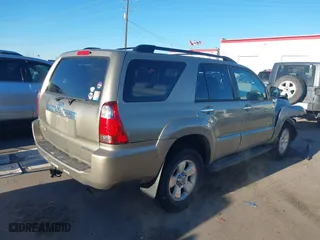 2006 Toyota 4Runner SR5 with VIN JTEBU14R268066938, listed as a IAAI auction lot 41876411 with 206,776 mi miles. Bid and sale history available at carsss.com. Image 4.