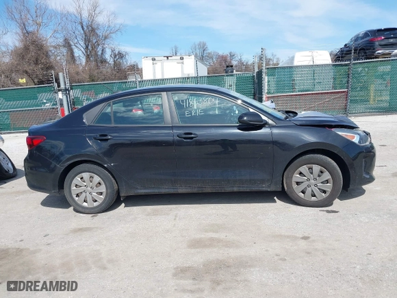 2018 Kia Rio LX with VIN 3KPA24AB8JE068304, listed as a IAAI auction lot 41853804 with 95,256 mi miles. Bid and sale history available at carsss.com. Image 13.