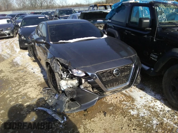2019 Nissan Altima 2.5 S with VIN 1N4BL4BV0KC212310, listed as a Copart auction lot 57659390 with 39,289 mi miles and Salvage Title. Bid and sale history available at carsss.com. Image 9.