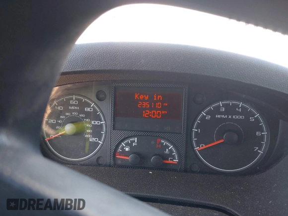 2018 Ram ProMaster Cargo z VIN 3C6TRVDG9JE148879, wystawiony jako IAAI lot #41803582 z przebiegiem 235 110 mil mil oraz . Historia ofert i sprzedaży dostępna na DreamBid. Obrazek 7.