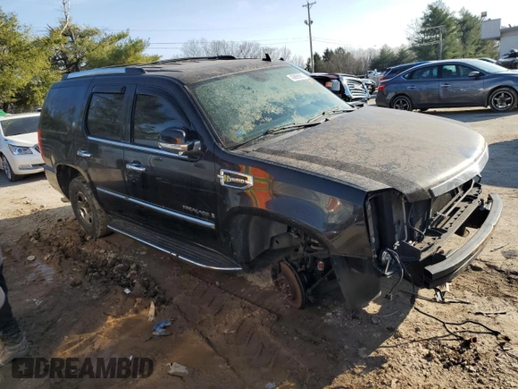 2009 Cadillac Escalade z VIN 1GYFK43589R179670, wystawiony jako Copart lot #43695985 z przebiegiem Nie podano mil oraz Szkoda całkowita • Salvage title. Historia ofert i sprzedaży dostępna na DreamBid. Obrazek 4.