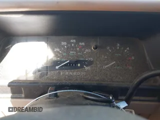 1994 Ford Explorer Eddie Bauer z VIN 1FMDU34X6RUC19898, wystawiony jako IAAI lot #42004431 z przebiegiem 89 463 mil mil oraz . Historia ofert i sprzedaży dostępna na DreamBid. Obrazek 7.