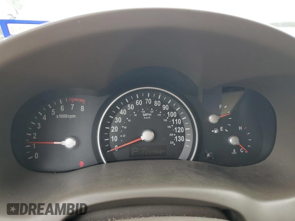 2014 Kia Sedona LX with VIN KNDMG4C78E6574153, listed as a Copart auction lot 52880734 with 111,143 mi miles and Clean Title. Bid and sale history available at carsss.com. Image 9.
