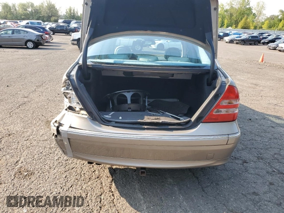 2003 Mercedes-Benz C 230 Kompressor with VIN WDBRF40J13A476678, listed as a Copart auction lot 70525434 with 138,793 mi miles and Salvage Title. Bid and sale history available at DreamBid. Image 6.