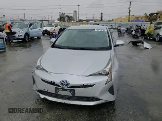 2016 Toyota Prius Two with VIN JTDKBRFU1G3011017, listed as a Copart auction lot 47075295 with 186,979 mi miles and Salvage Title. Bid and sale history available at carsss.com. Image 11.