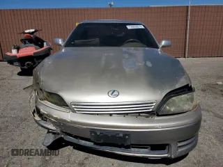 1996 Lexus ES 300 с VIN JT8BF12G7T0131193, выставлен на аукционе Copart как лот 73020074 с пробегом 122 108 миль миль и Списание • Salvage title. История ставок и продаж доступна на DreamBid. Изображение 5.