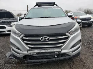 2018 Hyundai Tucson SEL z VIN KM8J3CA45JU653573, wystawiony jako Copart lot #52347265 z przebiegiem 222 959 mil mil oraz Szkody całkowita. Historia ofert i sprzedaży dostępna na DreamBid. Obrazek 5.