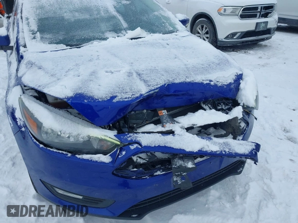 2015 Ford Focus SE with VIN 1FADP3F23FL361274, listed as a IAAI auction lot 41292796 with 102,741 mi miles. Bid and sale history available at carsss.com. Image 6.