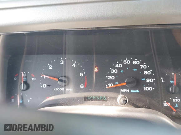 2005 Jeep Wrangler Unlimited with VIN 1J4FA44S55P352803, listed as a IAAI auction lot 42688284 with 128,586 mi miles and . Bid and sale history available at DreamBid. Image 7.