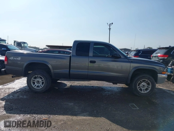 2004 Dodge Dakota SLT with VIN 1D7HG42N44S618405, listed as a IAAI auction lot 40895893 with 172,324 mi miles. Bid and sale history available at carsss.com. Image 13.