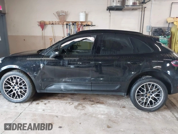 2018 Porsche Macan with VIN WP1AA2A55JLB03680, listed as a IAAI auction lot 41651251 with 150,329 mi miles and . Bid and sale history available at DreamBid. Image 14.