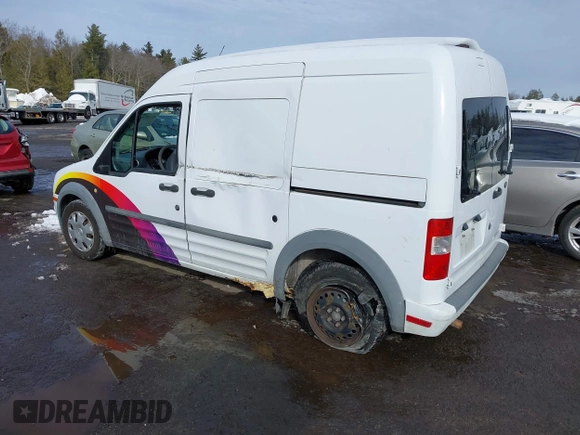 2011 Ford Transit Connect XLT z VIN NM0LS7DN2BT050418, wystawiony jako IAAI lot #41631356 z przebiegiem 154 095 mil mil oraz . Historia ofert i sprzedaży dostępna na DreamBid. Obrazek 3.