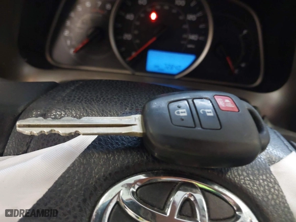 2015 Toyota RAV4 LE with VIN 2T3BFREV1FW268169, listed as a IAAI auction lot 41934152 with 72,840 mi miles. Bid and sale history available at carsss.com. Image 11.