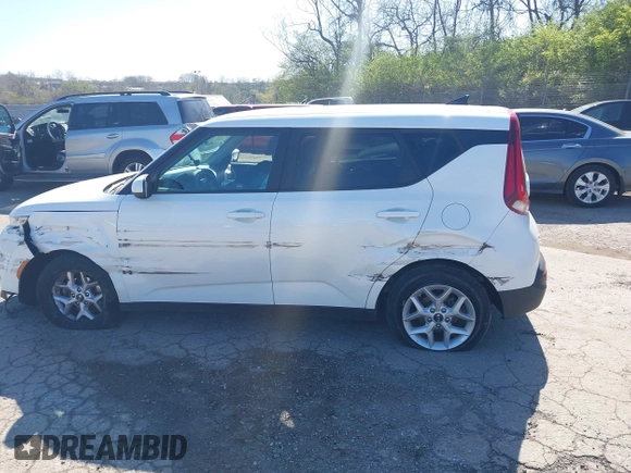 2020 Kia Soul S with VIN KNDJ23AUXL7003727, listed as a IAAI auction lot 41985634 with 69,457 mi miles and . Bid and sale history available at DreamBid. Image 15.