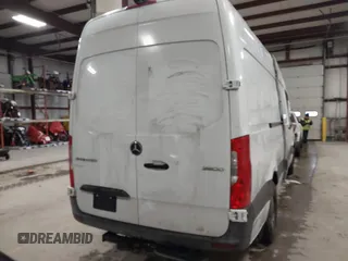2020 Mercedes-Benz Sprinter Cargo Cargo with VIN W1Y40CHY1LT037120, listed as a IAAI auction lot 41199296 with 247,973 mi miles and . Bid and sale history available at carsss.com. Image 15.