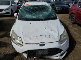 2014 Ford Focus ST with VIN 1FADP3L95EL350003, listed as a Copart auction lot 50913335 with 135,674 mi miles and Salvage Title. Bid and sale history available at carsss.com. Image 5.