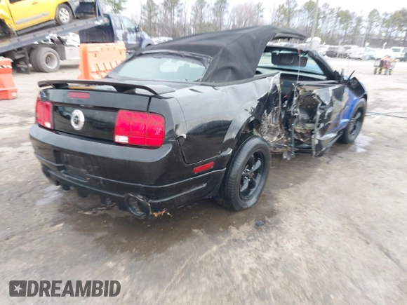 2007 Ford Mustang GT Deluxe with VIN 1ZVHT85H875279327, listed as a IAAI auction lot 41677110 with Not Provided miles and . Bid and sale history available at carsss.com. Image 4.