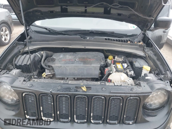 2015 Jeep Renegade Latitude with VIN ZACCJBBT8FPB88024, listed as a IAAI auction lot 41851478 with 119,773 mi miles and . Bid and sale history available at DreamBid. Image 10.