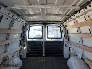 2022 GMC Savana Cargo Van with VIN 1GTW7AFP8N1231004, listed as a Copart auction lot 81510434 with 15,698 mi miles and Clean Title. Bid and sale history available at carsss.com. Image 10.