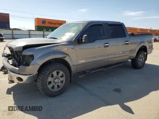2012 Ford F-150 XL z VIN 1FTFW1ET0CFC26025, wystawiony jako Copart lot #52780445 z przebiegiem 328 020 mil mil oraz Szkoda całkowita • Salvage title. Historia ofert i sprzedaży dostępna na DreamBid. Obrazek 1.