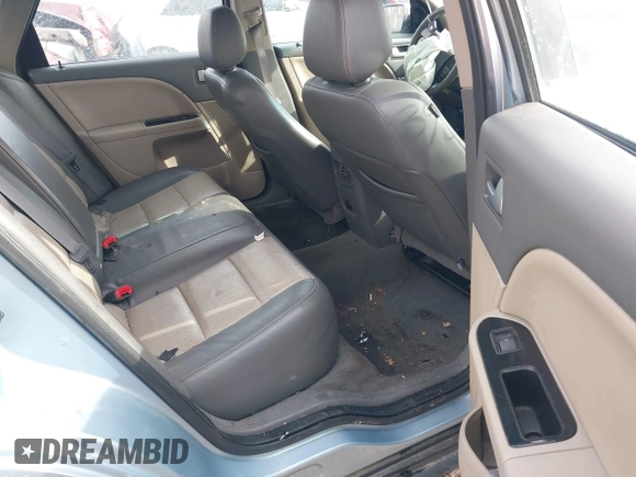 2008 Mercury Sable with VIN 1MEHM40W18G605133, listed as a IAAI auction lot 41539069 with 127,321 mi miles. Bid and sale history available at carsss.com. Image 8.
